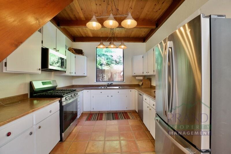 51 Lower Aztec Avenue - Photo 5 of 17