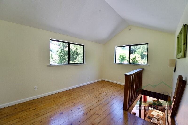 51 Lower Aztec Avenue - Photo 6 of 17
