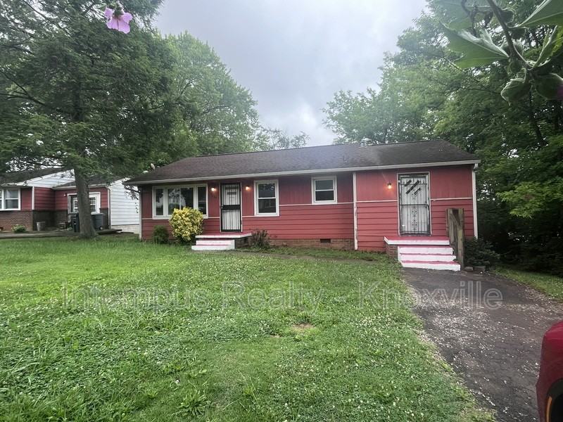 3116 Sunset Ave - Photo 3 of 19