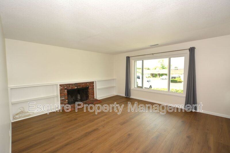 283 Calle Higuera - Photo 4 of 31