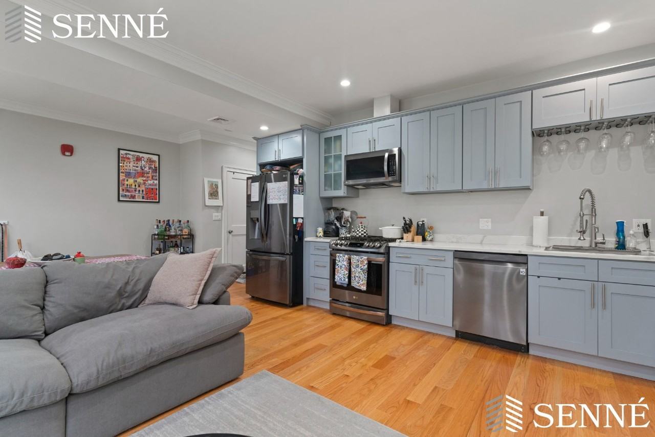 23 Bowdoin Ave #2 - Photo 2 of 19