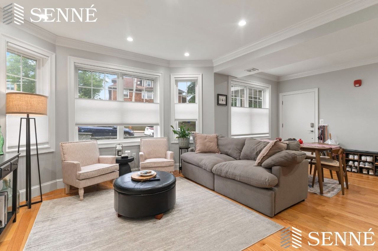 23 Bowdoin Ave #2 - Photo 3 of 19