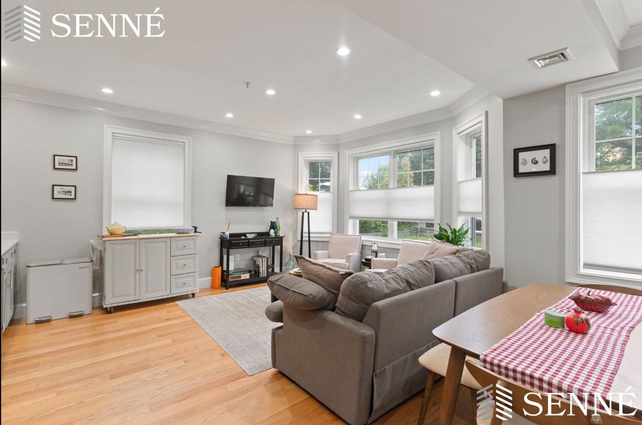 23 Bowdoin Ave #2 - Photo 4 of 19