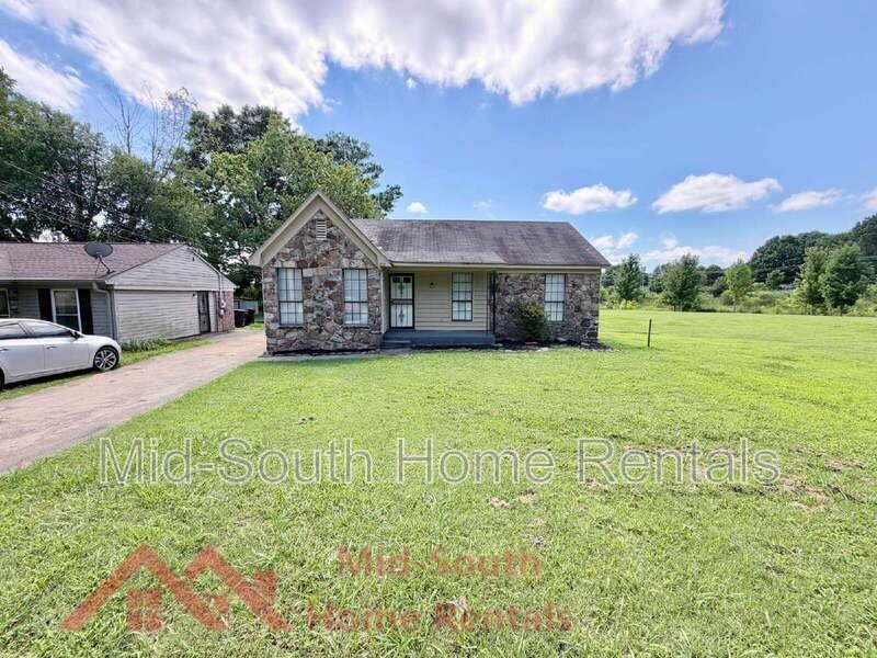233 Sycamore Rd - Photo 3 of 22