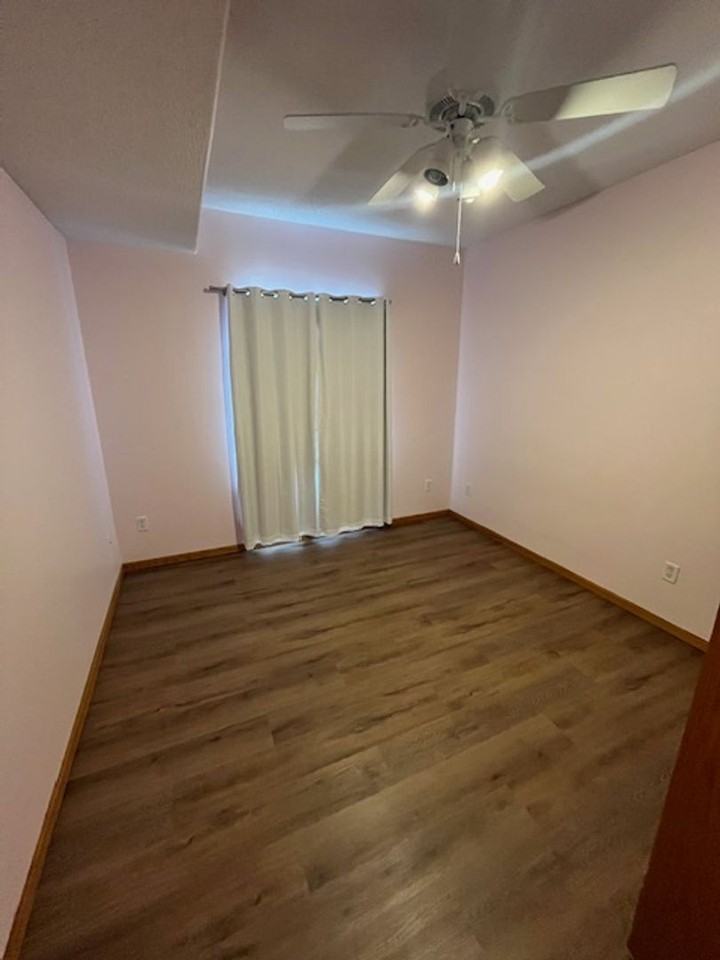 4303 York Pl - Photo 6 of 14