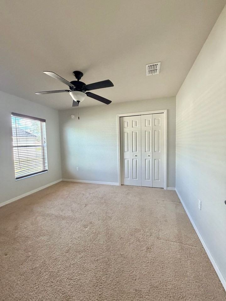 5415 Great Egret Dr - Photo 6 of 16