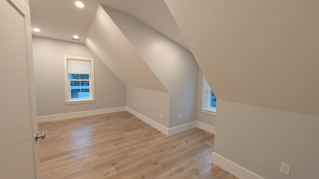 122 Kenrick St - Photo 2 of 17