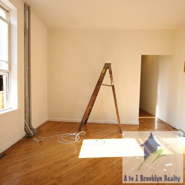 204 MacDonough Street - Photo 2 of 8