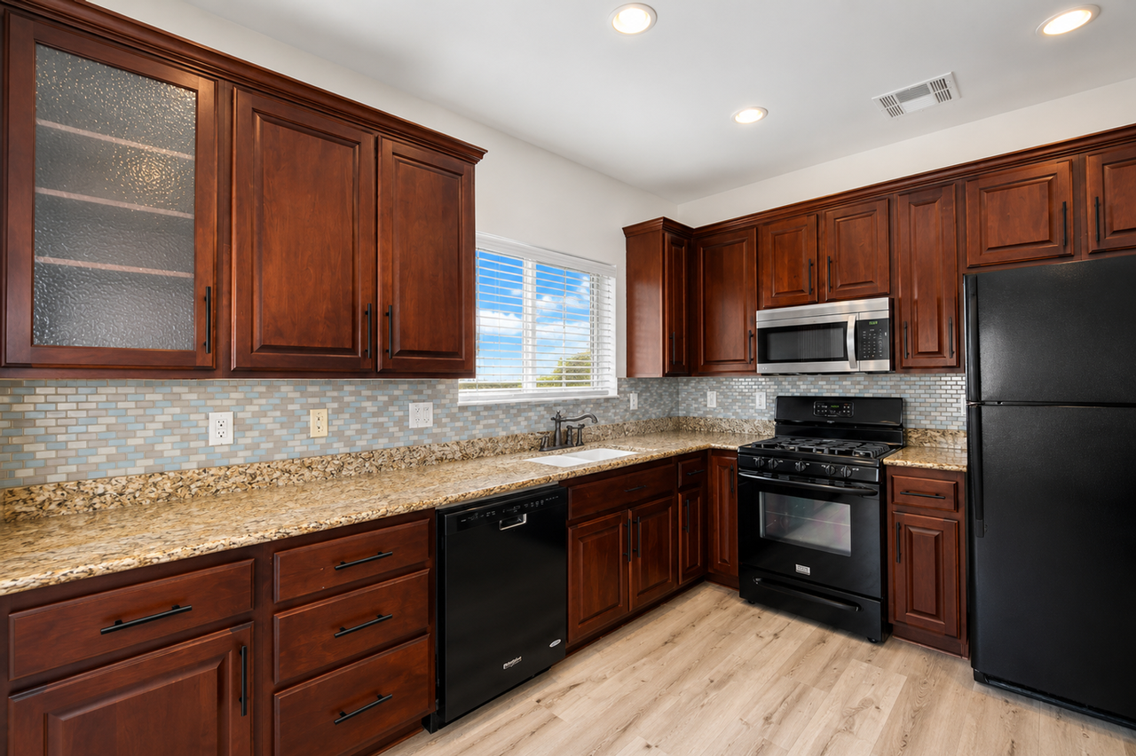 9159 Brilliant Prairie Ct - Photo 6 of 7
