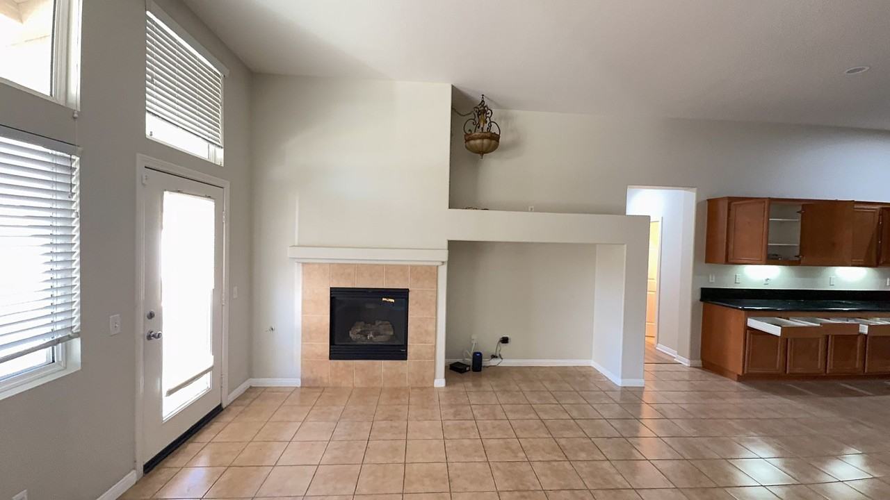 32937 Lamtarra Loop - Photo 3 of 10