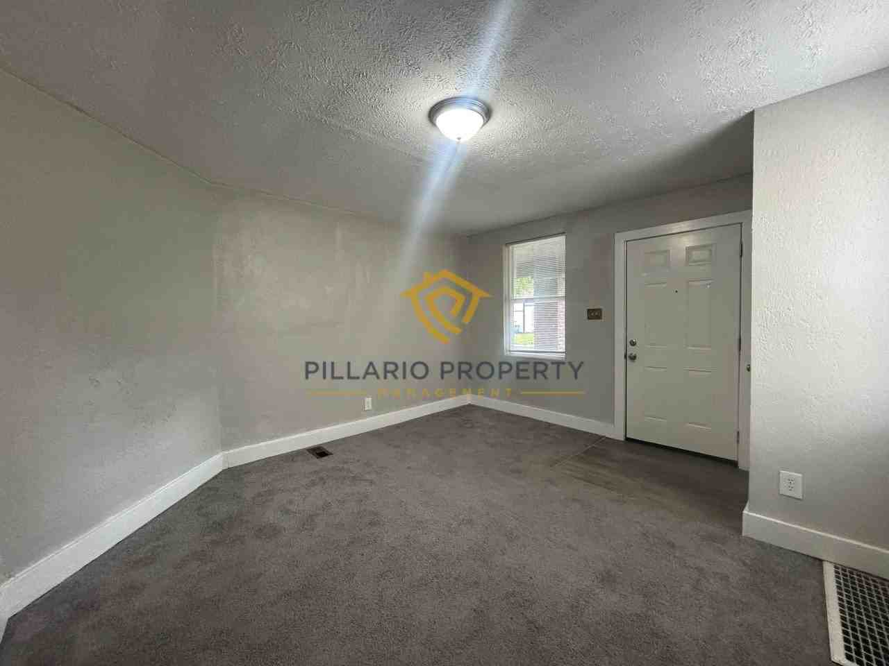 229-231 N Jefferson Ave - Photo 3 of 15