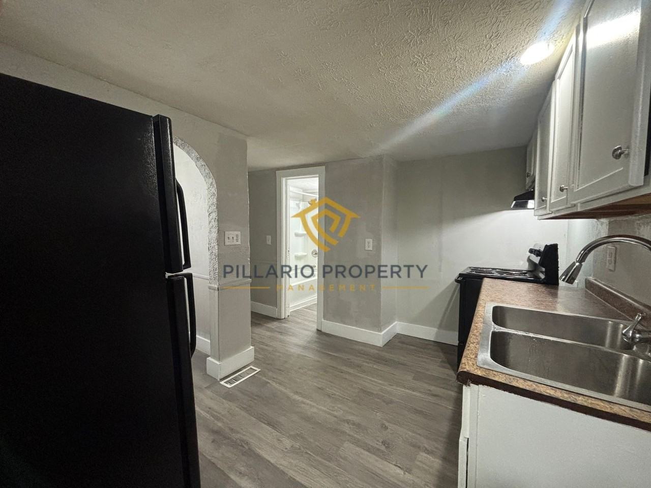 229-231 N Jefferson Ave - Photo 6 of 15
