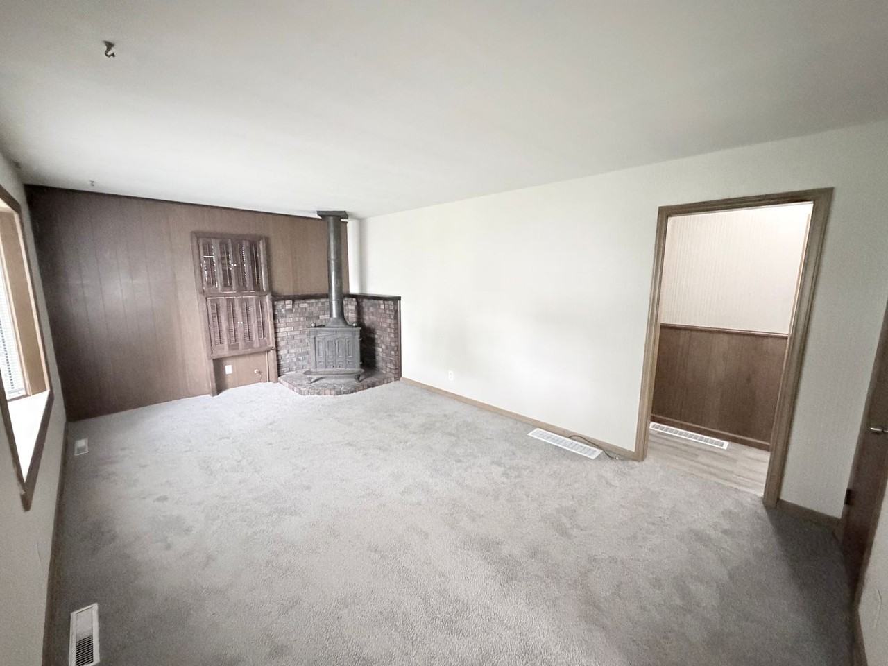 1712 N Pearl St - Photo 2 of 12