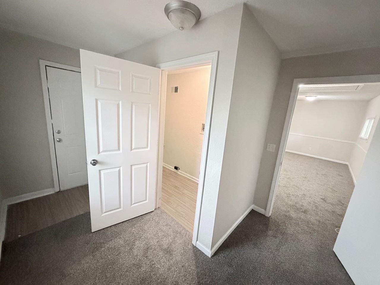 6534 Kimball Ave - Photo 7 of 12