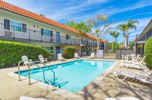 featured image of 640 E Mission Ave