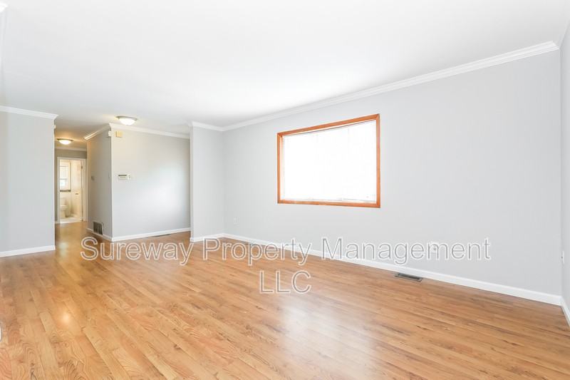 534 Pardee Blvd - Photo 3 of 14