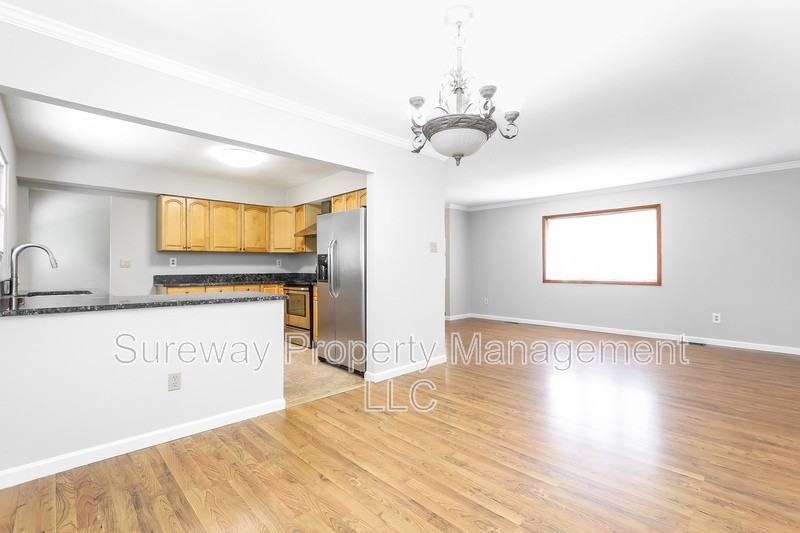 534 Pardee Blvd - Photo 4 of 14