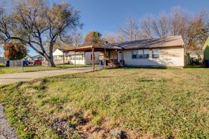 featured image of 6703 E Queen St
