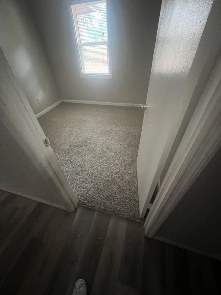 8297 Glenwoods Ter - Photo 6 of 9