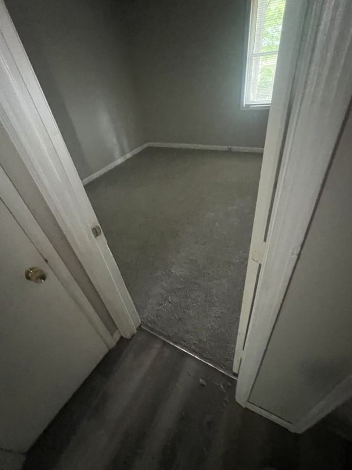 8297 Glenwoods Ter - Photo 7 of 9