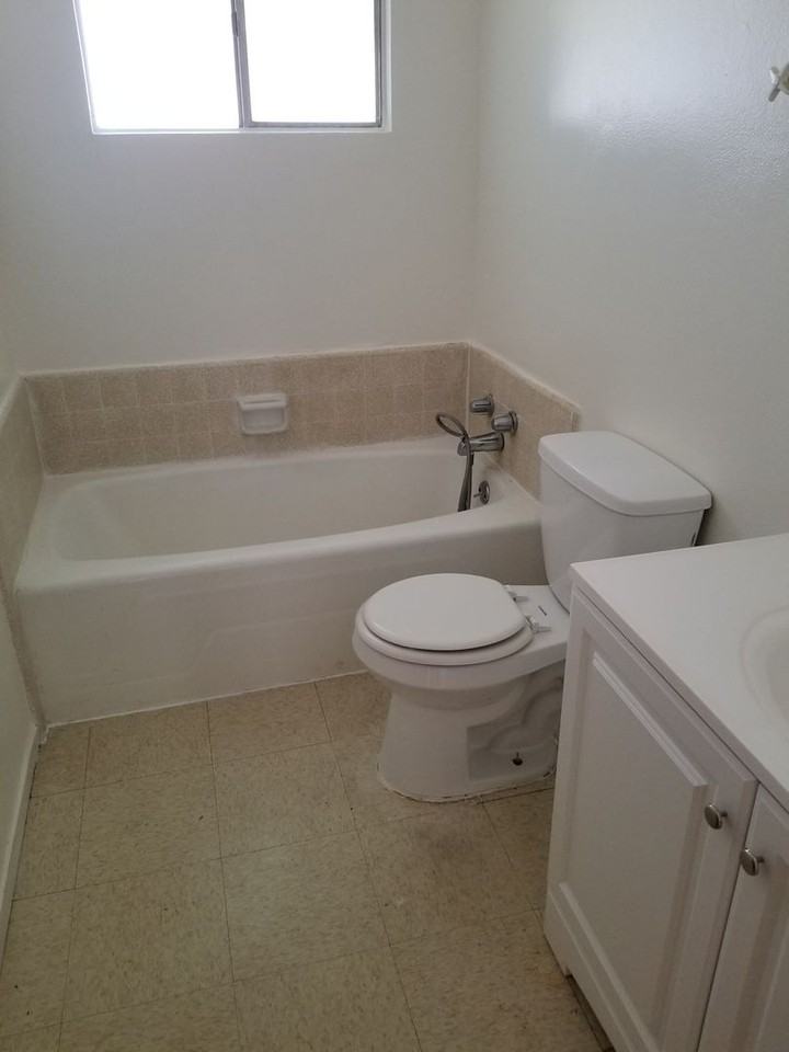 2035 N Burl Dr - Photo 6 of 17