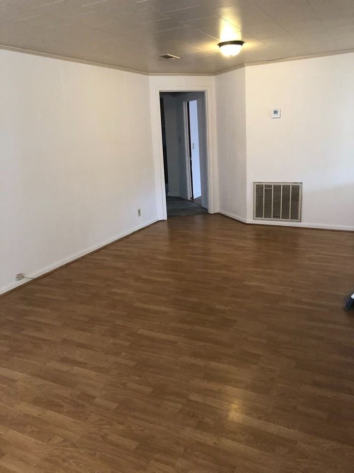 52 52 24th South Street - Photo 3 of 8