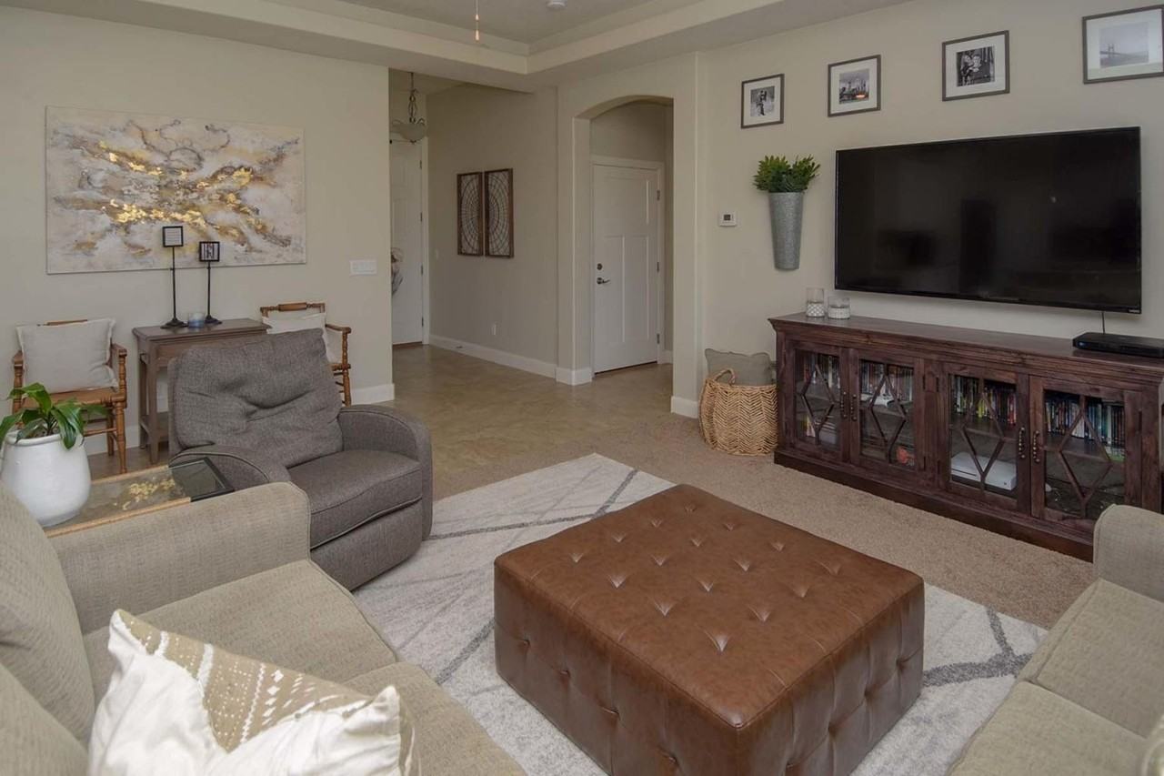 4660 S Cattail Way - Photo 4 of 26