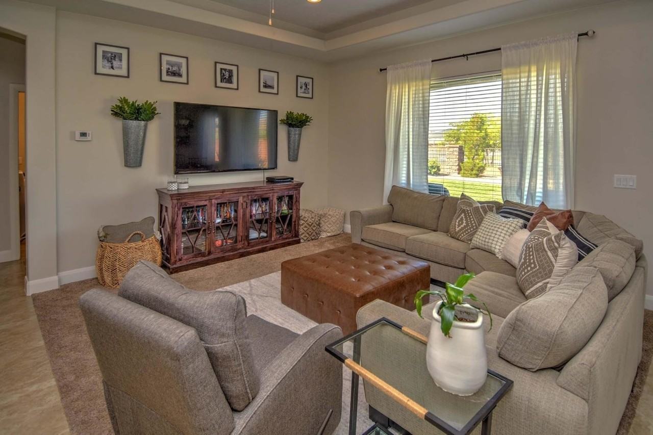 4660 S Cattail Way - Photo 5 of 26