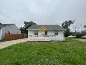 2224 S Keystone Ave - Photo 1 of 1