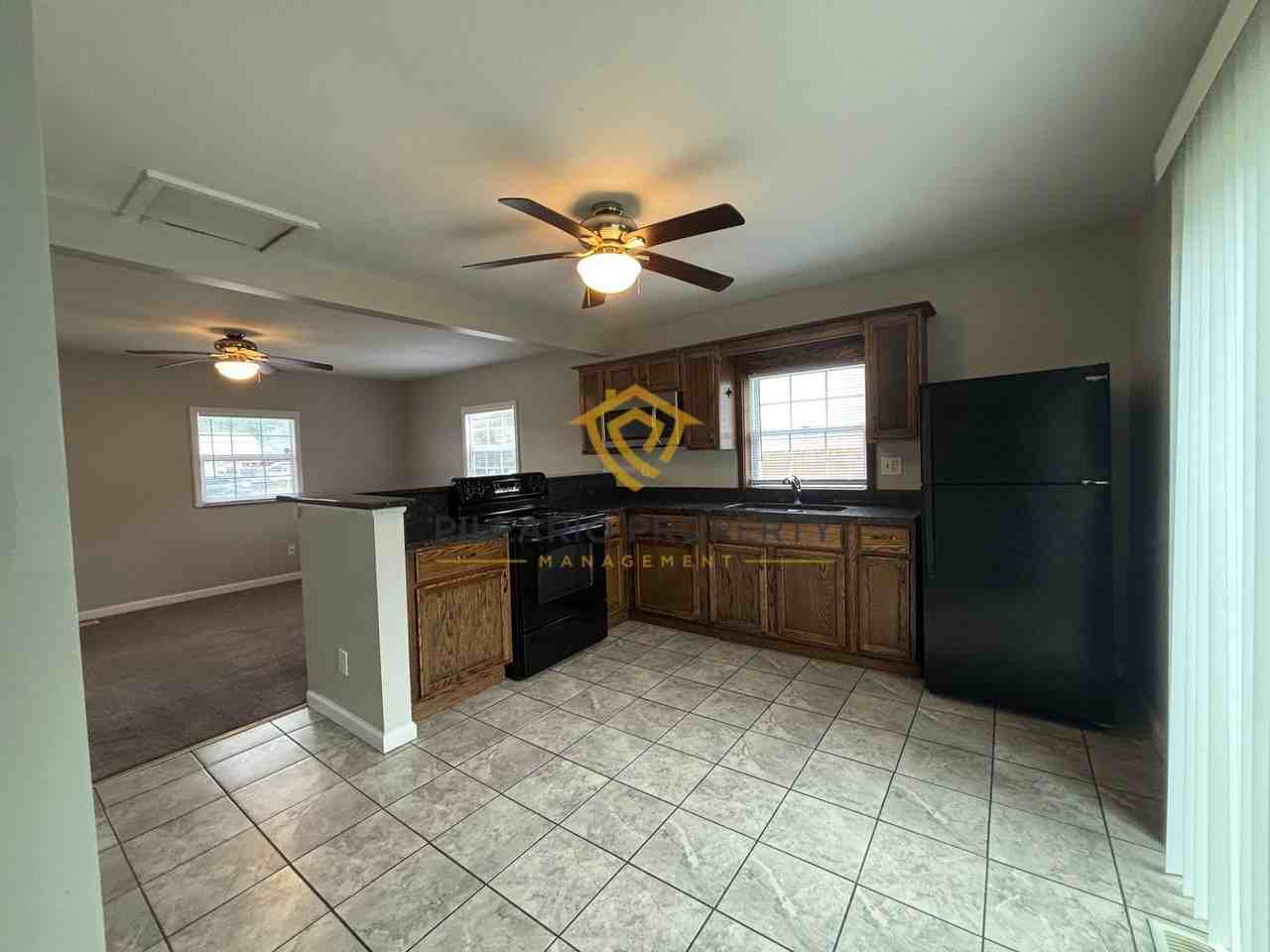 2224 S Keystone Ave - Photo 3 of 14
