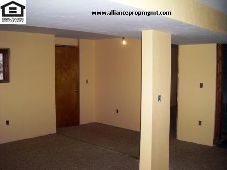 502 N 18th Ave - Photo 3 of 12
