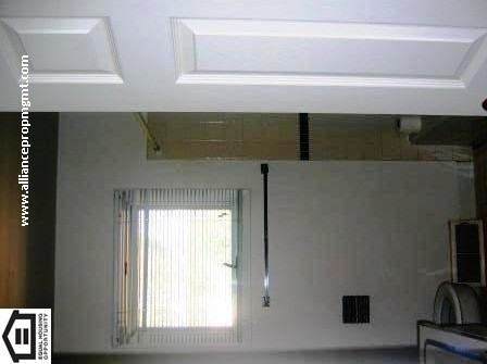 502 N 18th Ave - Photo 5 of 12
