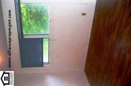 502 N 18th Ave - Photo 6 of 12