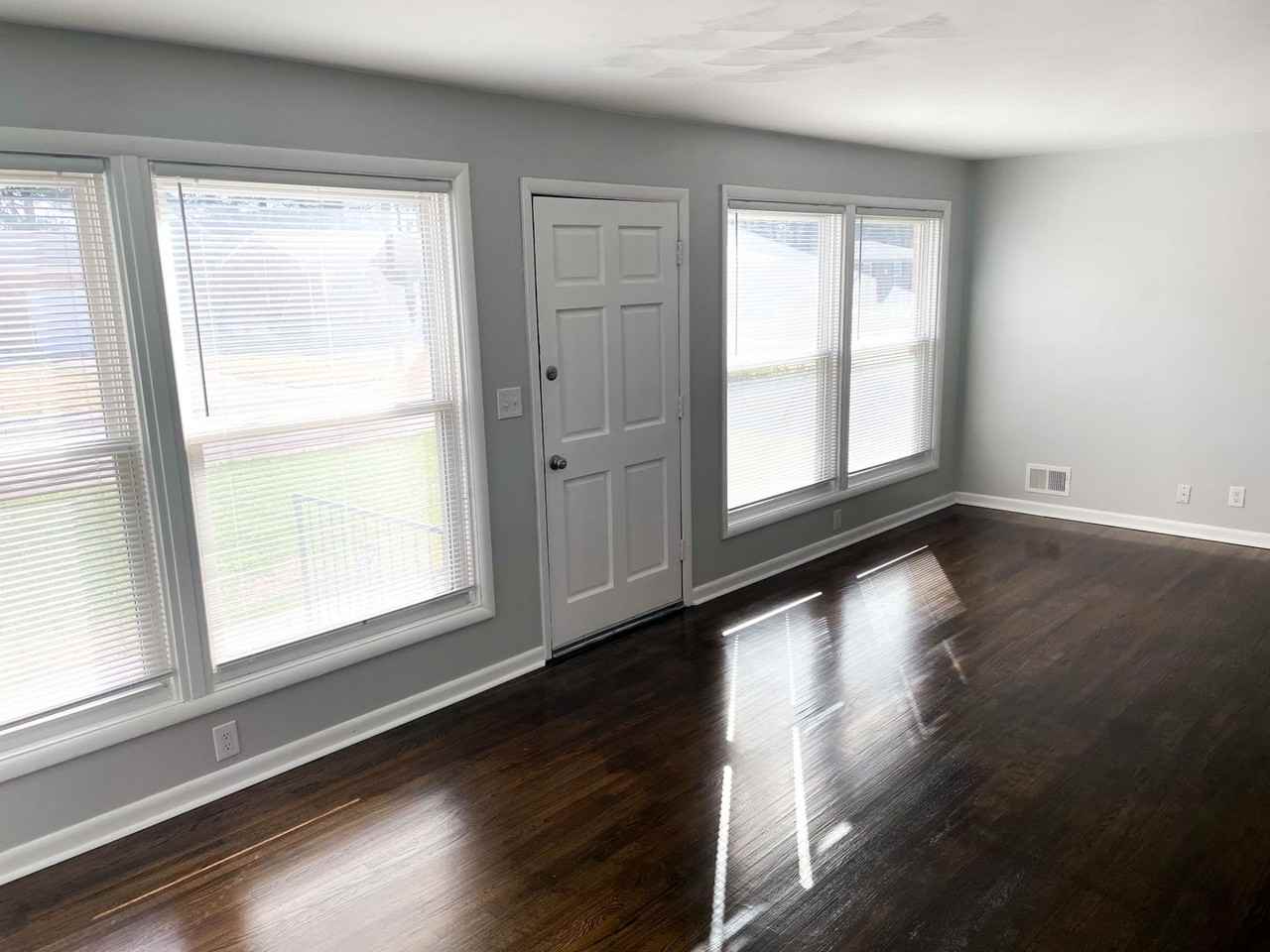 3861 Darlene Dr - Photo 5 of 25