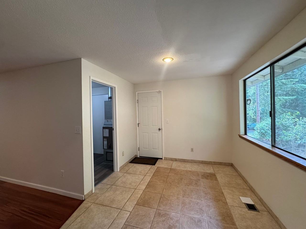 4208 31st Avenue Ct - Photo 7 of 25