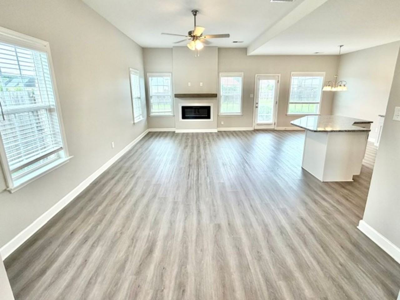 5893 Tucker Landing Dr - Photo 2 of 11