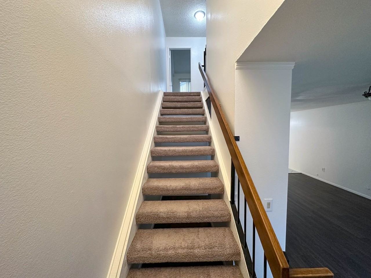 1218 Mohave Dr - Photo 3 of 27