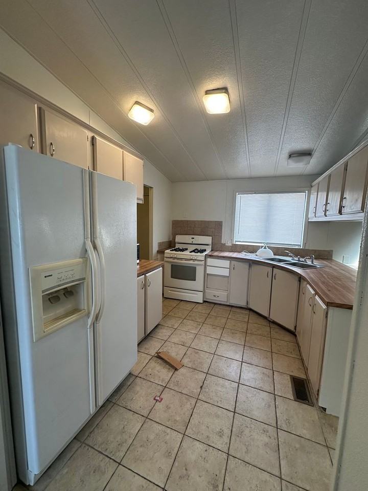 8 Diablo Cir - Photo 4 of 14
