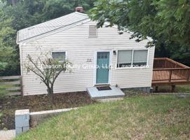featured image of 713 Oakview Dr