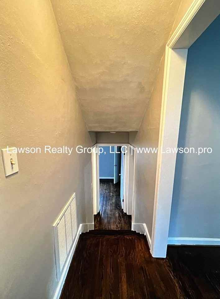 713 Oakview Dr - Photo 5 of 14