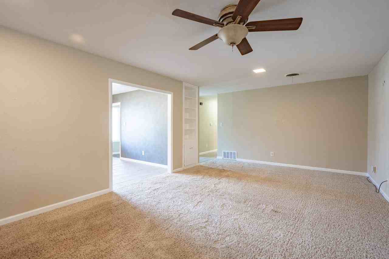 5405 Westgate Dr - Photo 6 of 19