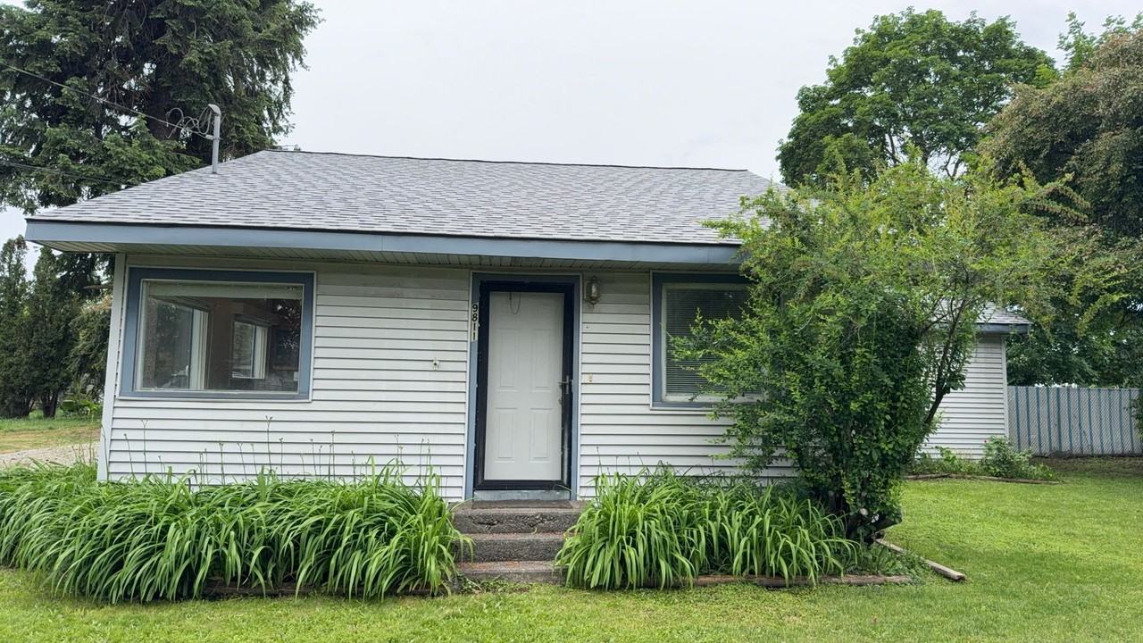 9811 N Ramsey Rd - Photo 2 of 15