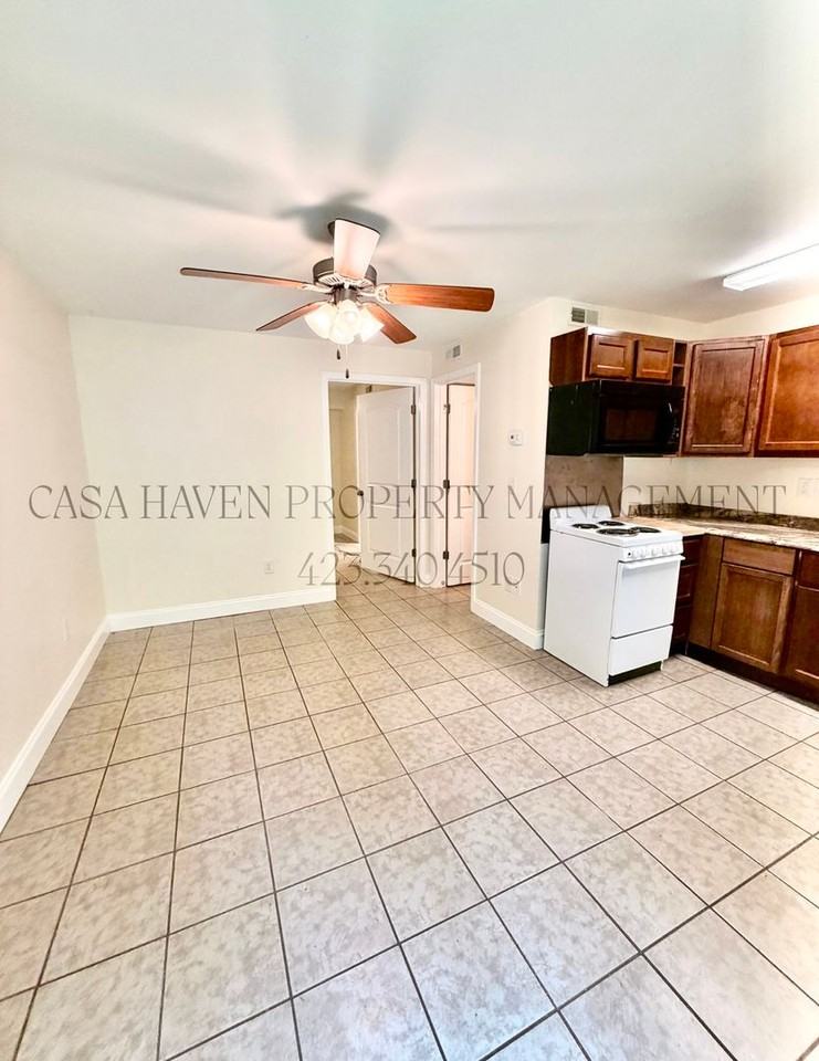 128 Leach Dr #307 - Photo 2 of 7
