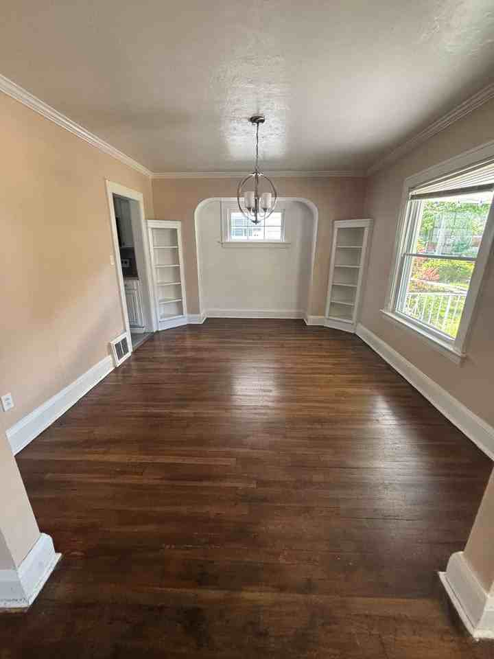 3553 Nordway Rd - Photo 3 of 12