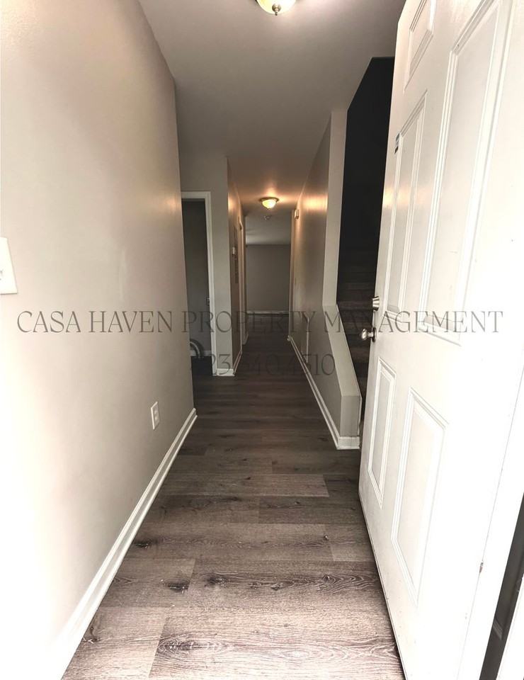 1522 Linden Ave - Photo 3 of 19