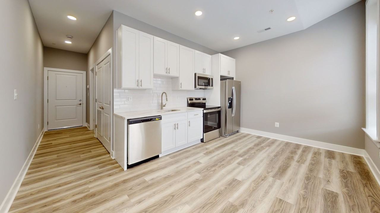225 Park Ave - Photo 4 of 7