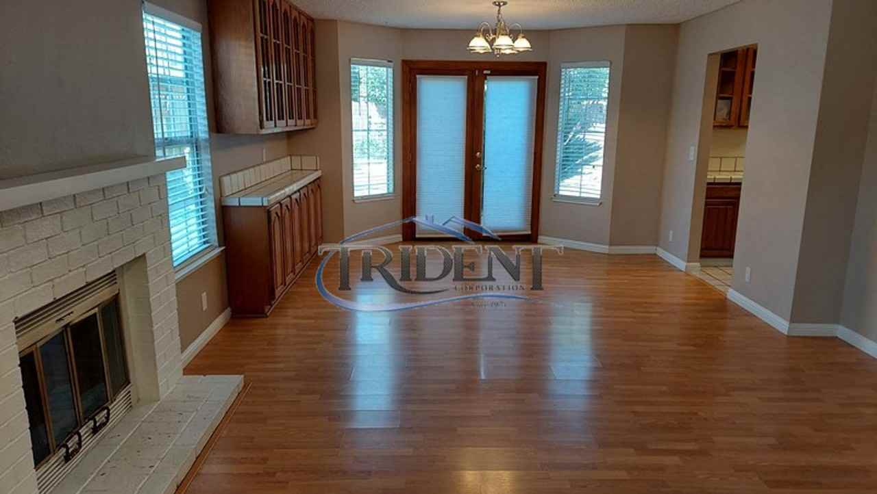 1744 Greengate St - Photo 3 of 24