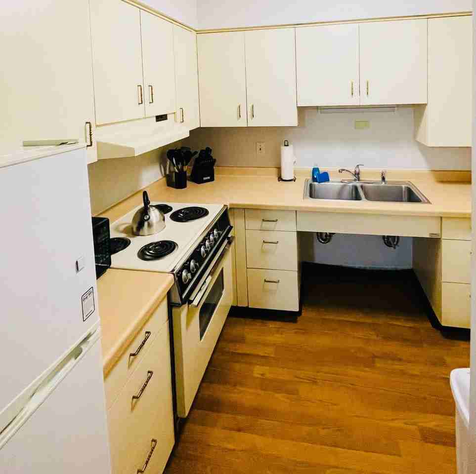 605 Chase Boulevard - Photo 4 of 5