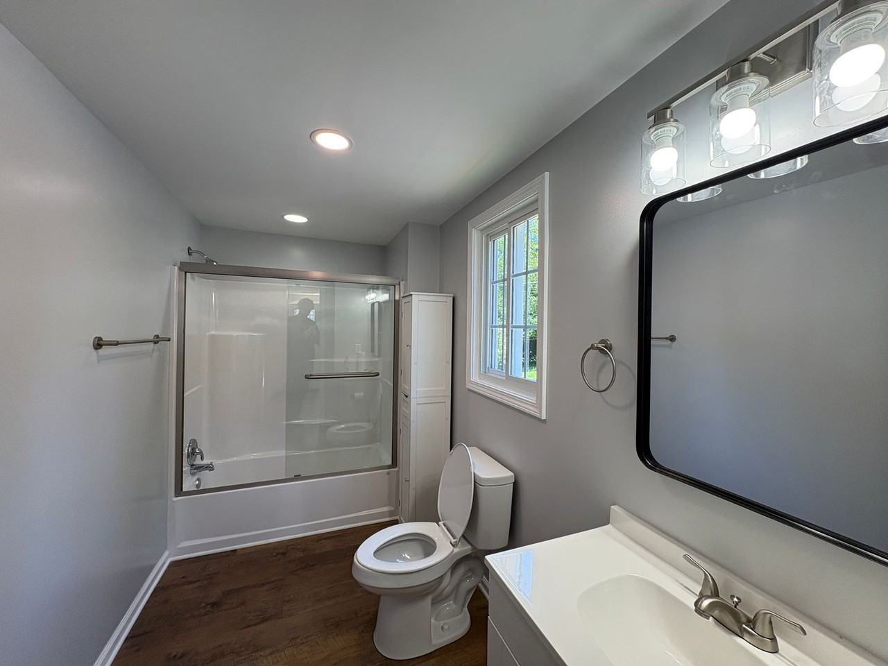 206 Hillcrest Dr - Photo 5 of 8