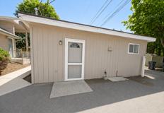 1060 N Lincoln - Photo 1 of 1
